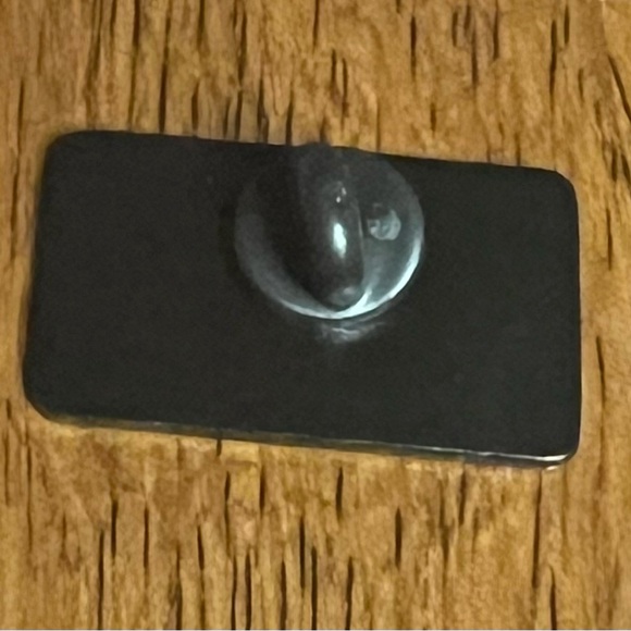 NEW - Hello I'm Awesome Enamel Pin - Picture 2 of 2